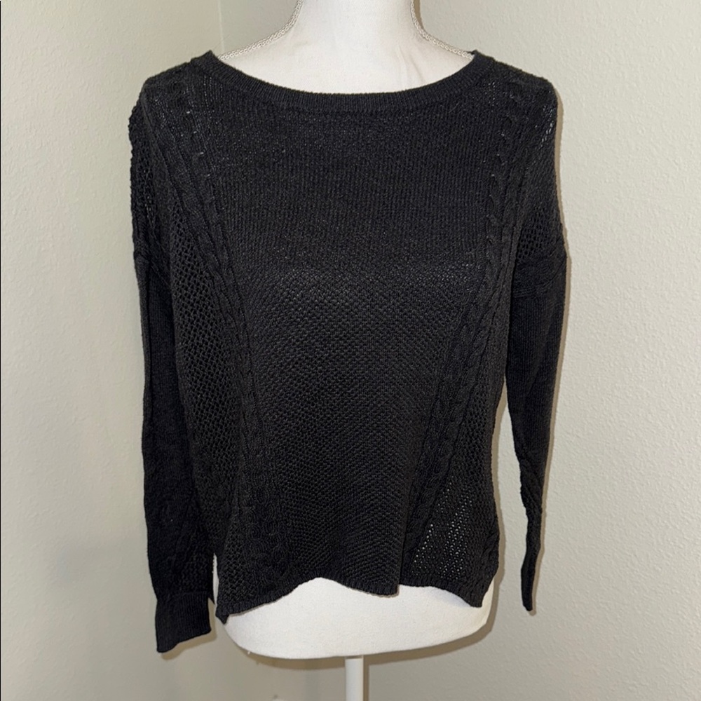 American Eagle Outfitters Black Crew Neck Sweater Minimalist Design